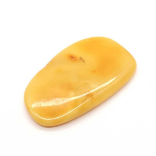 Pulēts olas dzeltenuma Baltijas dzintars dabīgā formā (5.2 g)