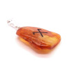 Pulēta dzintara kulons amulets ar Jumi