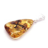 Pulēta dzintara kulons amulets ar Jumi