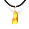 Baltijas dzintara kulons amulets medus krāsā